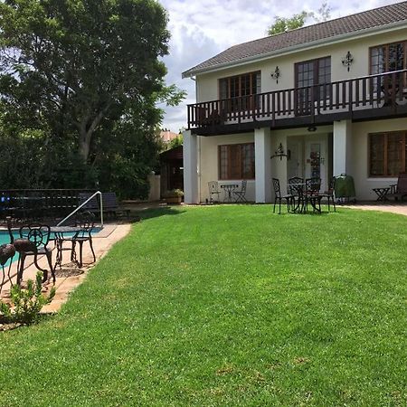 Golf And Garden Guesthouse Somerset West Ngoại thất bức ảnh