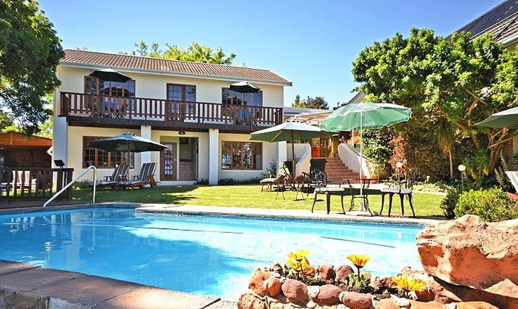 Golf And Garden Guesthouse Somerset West Ngoại thất bức ảnh