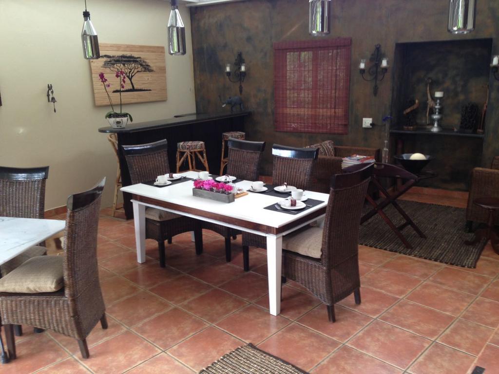 Golf And Garden Guesthouse Somerset West Ngoại thất bức ảnh